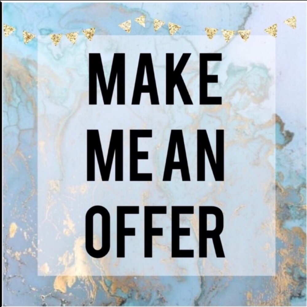 ♥️🩷MAKE AN OFFER! :)🩷♥️